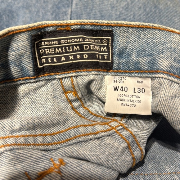 Sonoma Men's Light Wash Blue Jeans 40 x 30 EUC - Picture 3 of 6